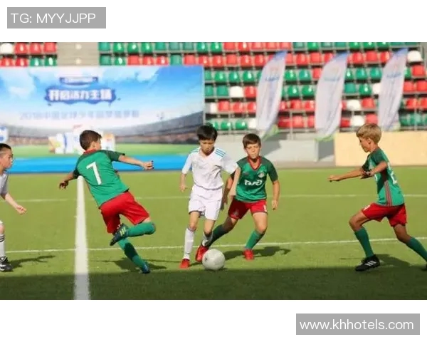 全球十大足球教练的辉煌成就与战术风格解析